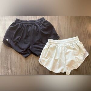 Lululemon Hotty Hot Shorts -
Size 2